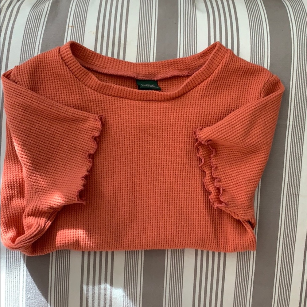 coral cropped tshirt